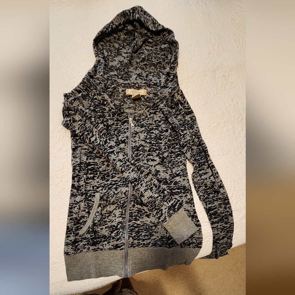 Light zip up hoodie